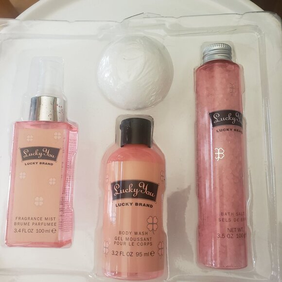 Lucky You Lucky Brand Spa Gift Set Fragrance Mist Body Wash Bath Salts and Bath - Picture 6 of 6
